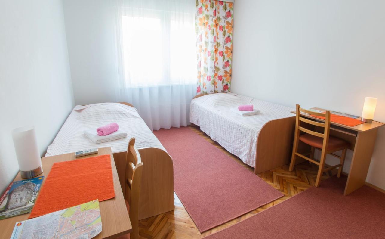 Guest House Agava Mostar Extérieur photo